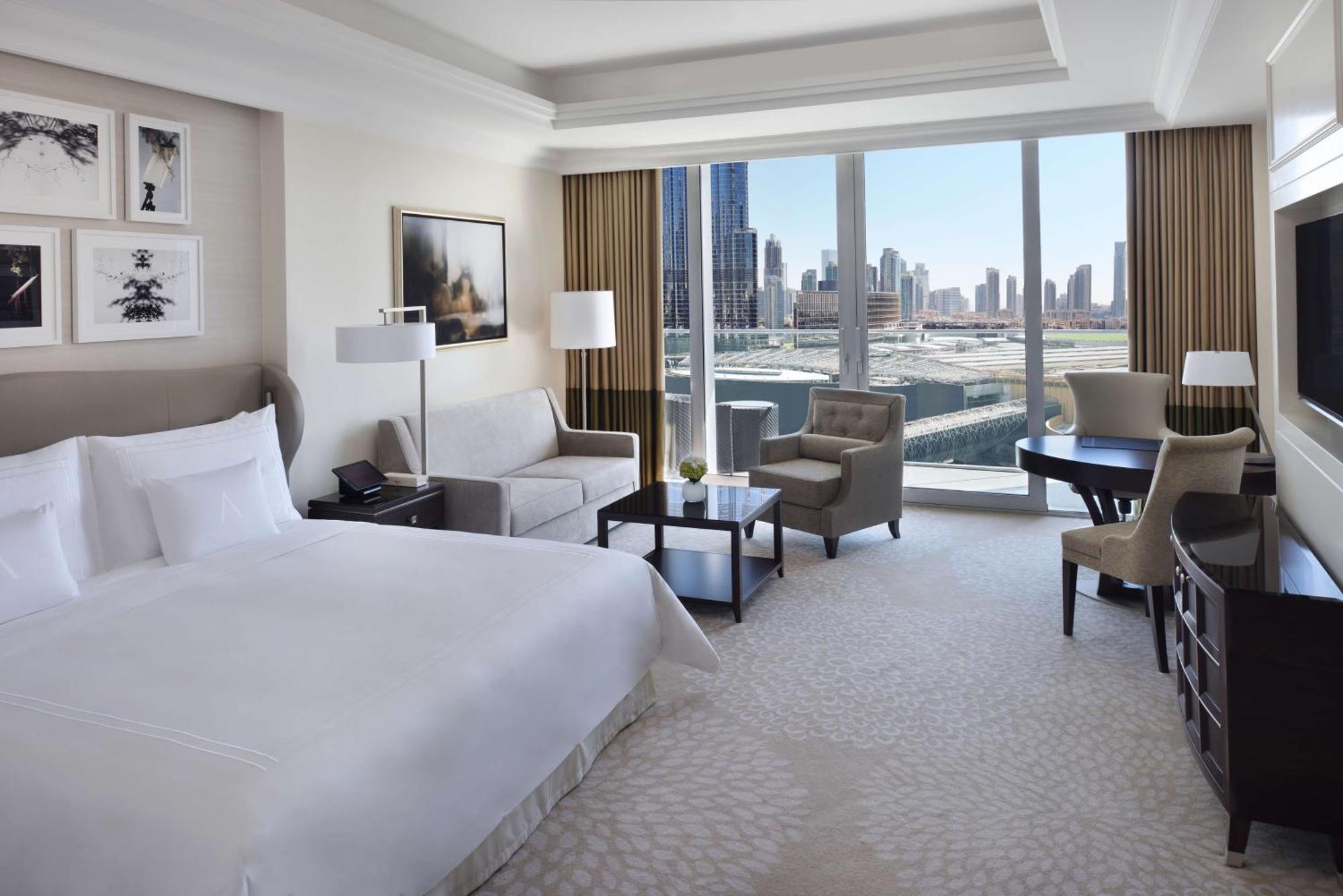 Kempinski The Boulevard Dubai Exterior foto A room at the Jumeirah Emirates Towers Hotel