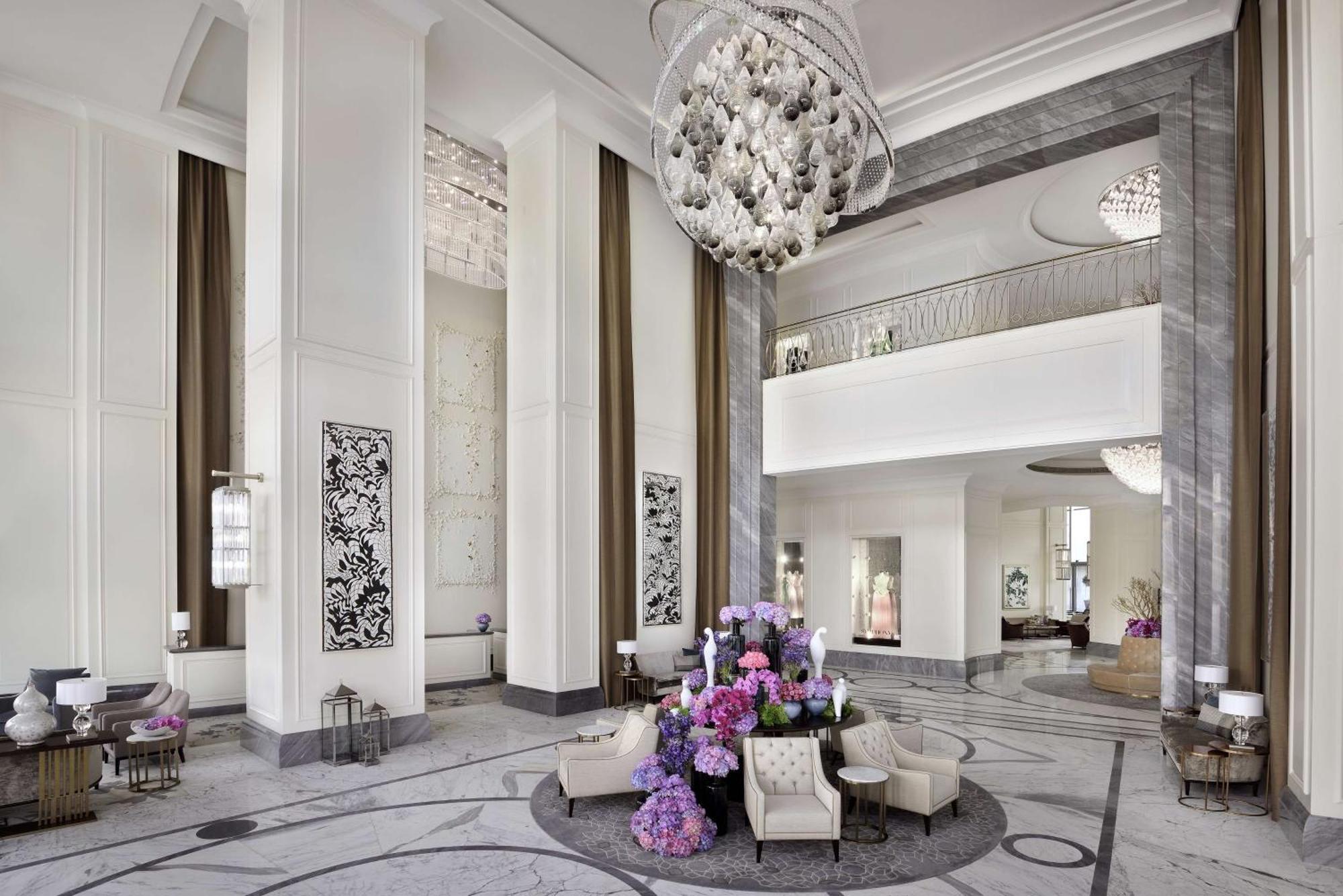 Kempinski The Boulevard Dubai Exterior foto The lobby of the hotel